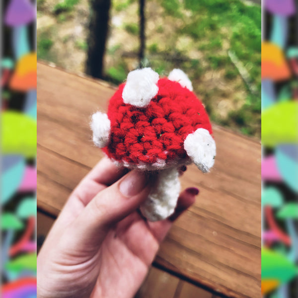 Crochet Cat Nip Shrooms - Everyday Mari J